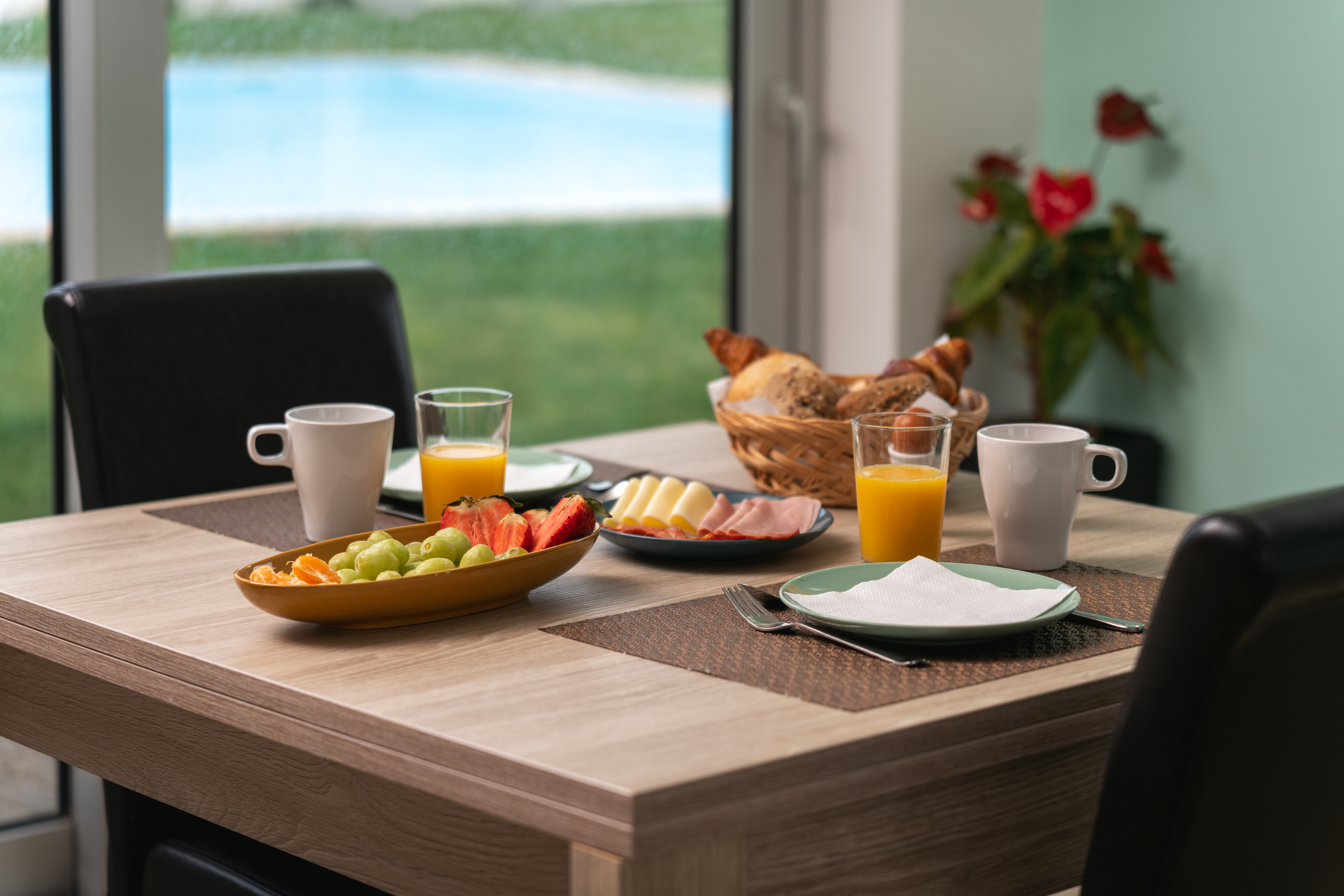 Breakfast served with hot drinks